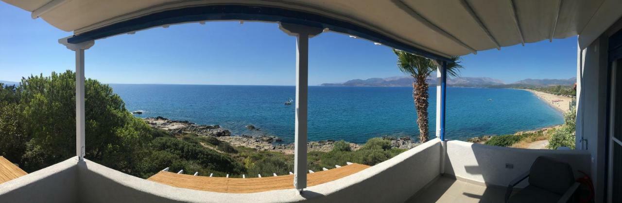 Villa Dimos Gytheio Exteriör bild